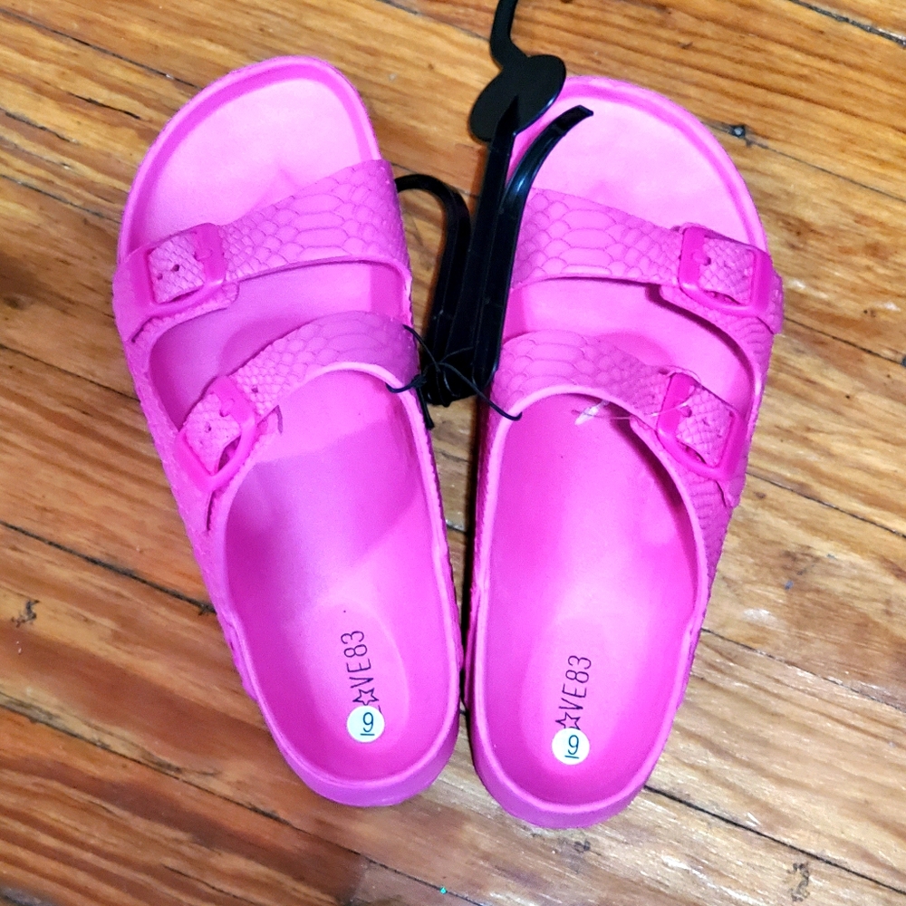 BRAND NEW cozy croc style slippers, neon pink